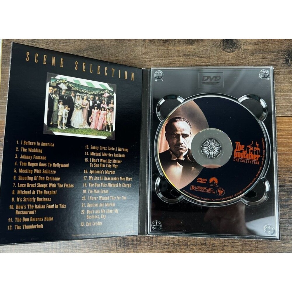 The Godfather DVD Collection Part 1-3 & Bonus Materials (5 DVD Set) - Picture 4 of 10